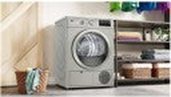 Bosch 8 kg Silver Condenser Tumble Dryer with 1400 RPM Spin Speed and 7 Wash Programs