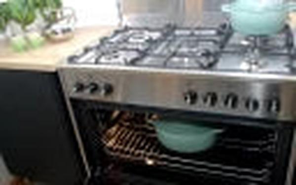 La Germania RUS95C61LDX 90cm Stainless Steel 5-Burner Automatic Gas Stove with 142L Electric Oven