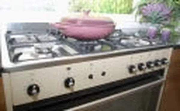 La Germania RUS95C81DCR 90cm Stainless Steel 5-Burner Gas Stove with Fan-Assisted Oven and Wok Burner