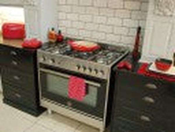 La Germania TUS95C61LDXCI 5-Burner Stainless Steel Freestanding Gas Stove with 142L Electric Oven