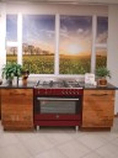 La Germania RUS95C81DVI 5-Burner Stainless Steel Freestanding Gas Stove with 142L Fan-Assisted Oven and Wok Burner