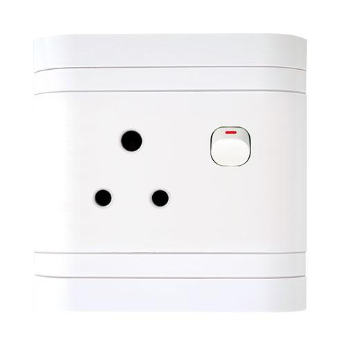 Lesco Single Three-Pin Wall Plug White H100xW100