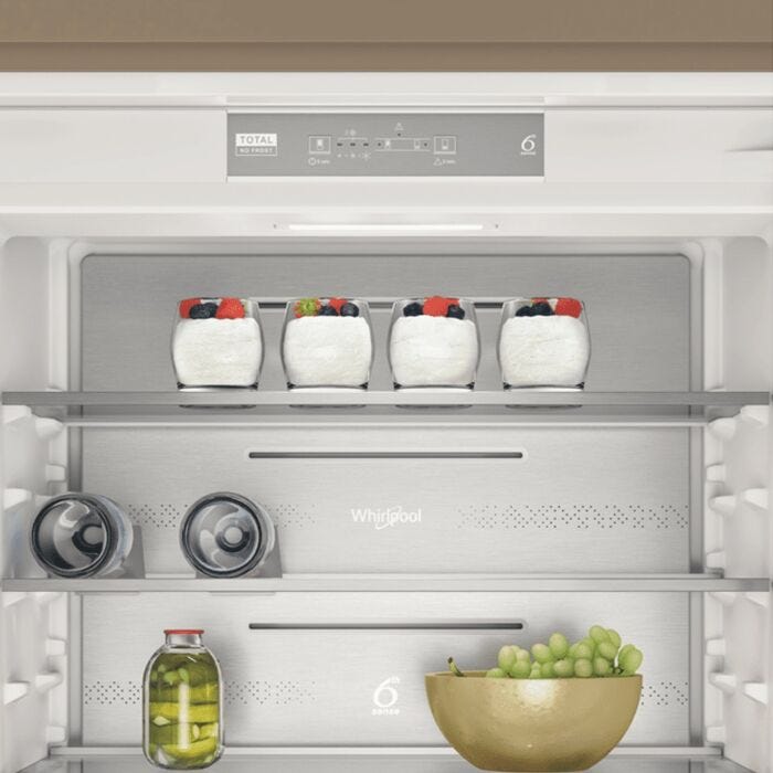 Whirlpool 394l Integrated Built-In Fridge Freezer - WHSP70ZAT121